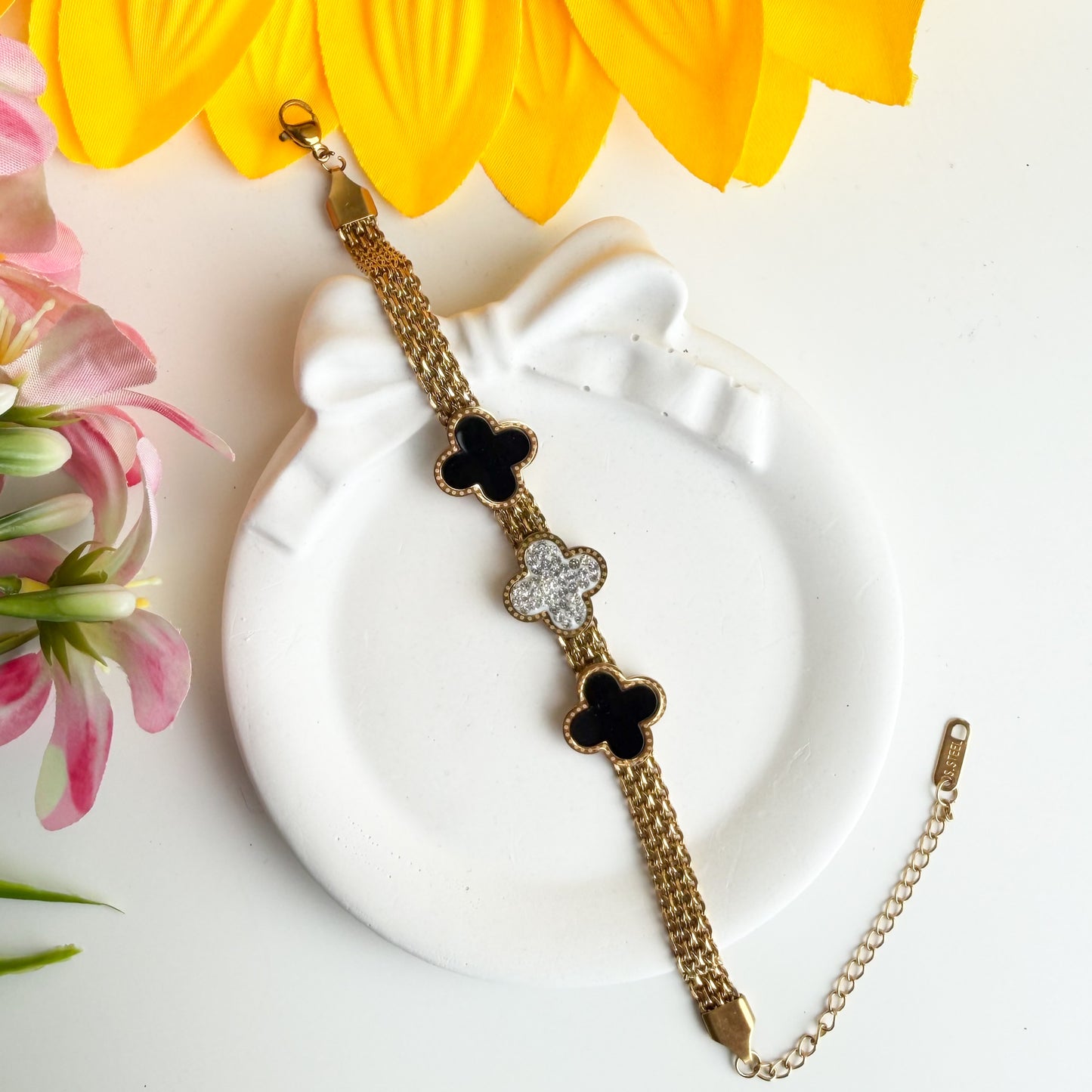 Black Bloom Bracelet