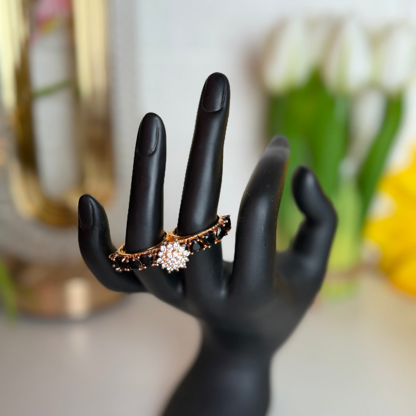 Royal Double Finger Ring