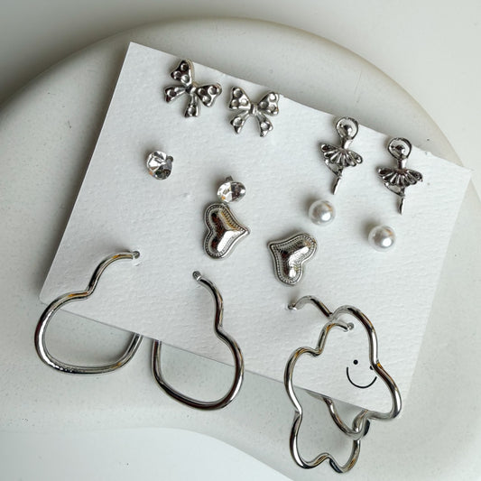 Silver Charm Earring Combo (Set of 7 )✨🤍