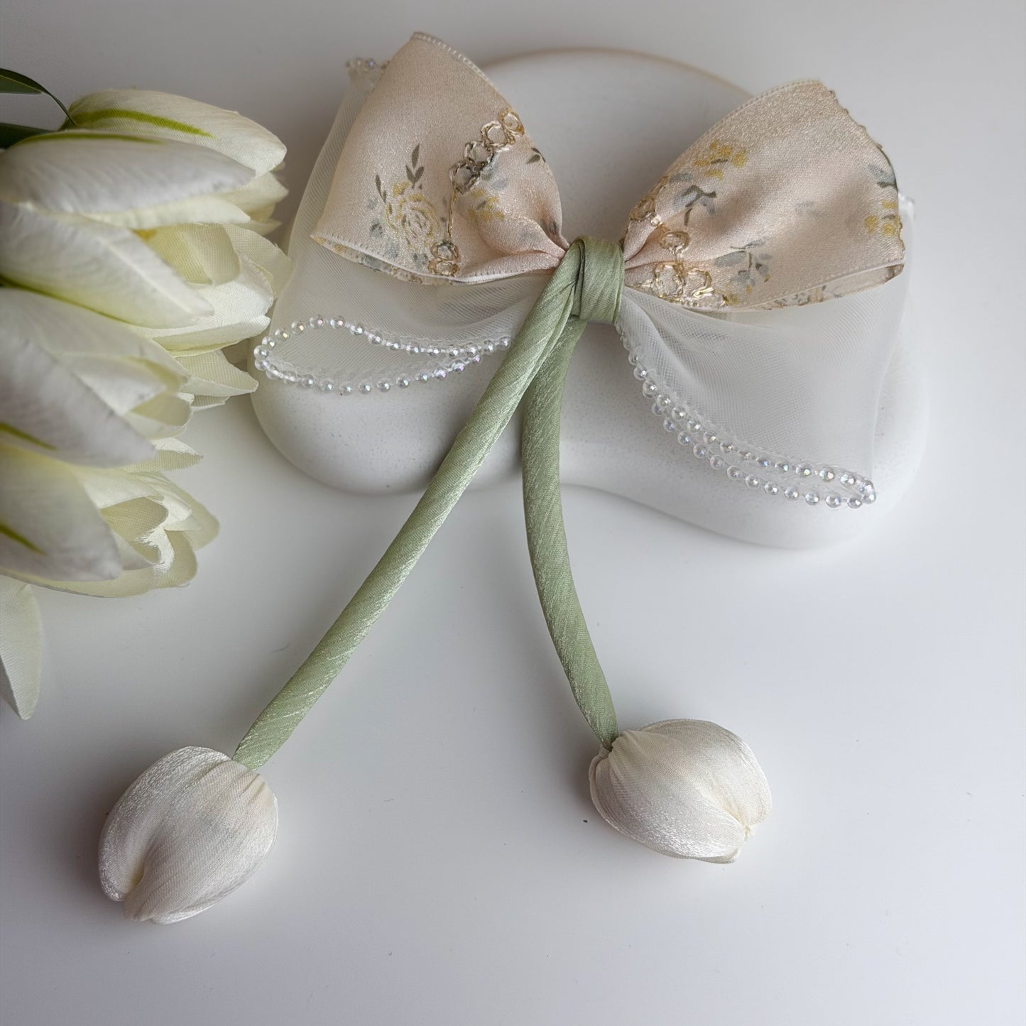 Flora tulip Clip 🌷